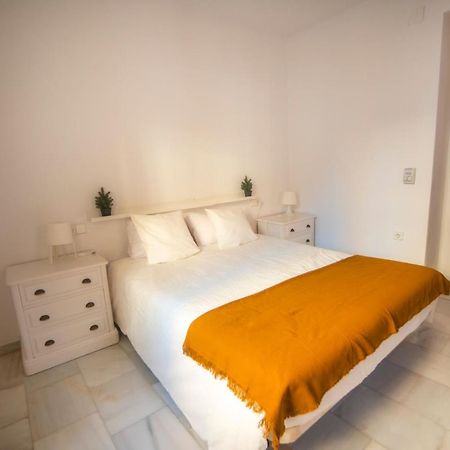 Apartment New Alfa Севилья Экстерьер фото